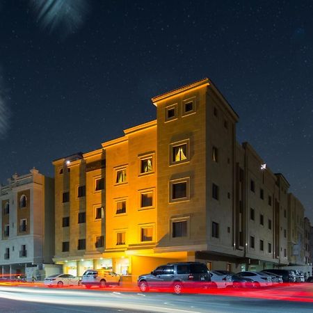 Lina Park 4 Aparthotel Ал Хубар Екстериор снимка