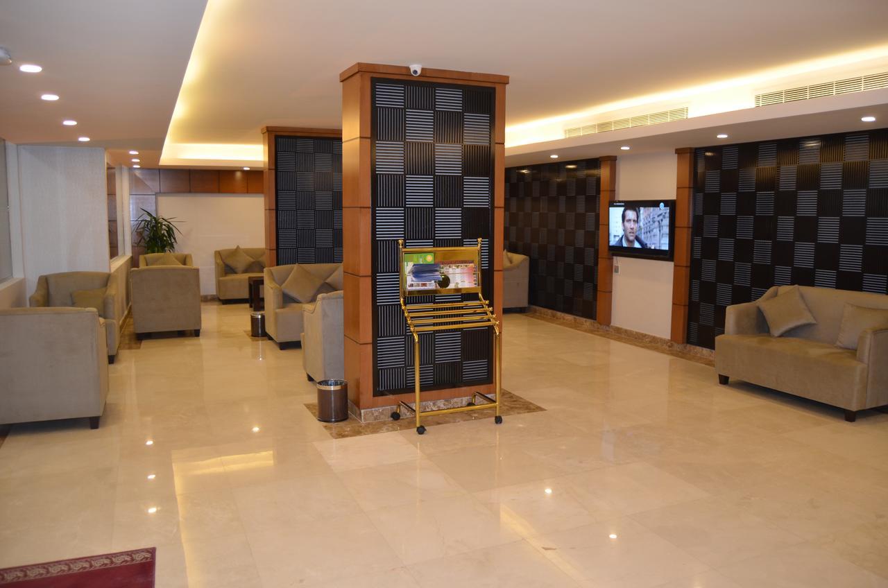 Lina Park 4 Aparthotel Ал Хубар Екстериор снимка
