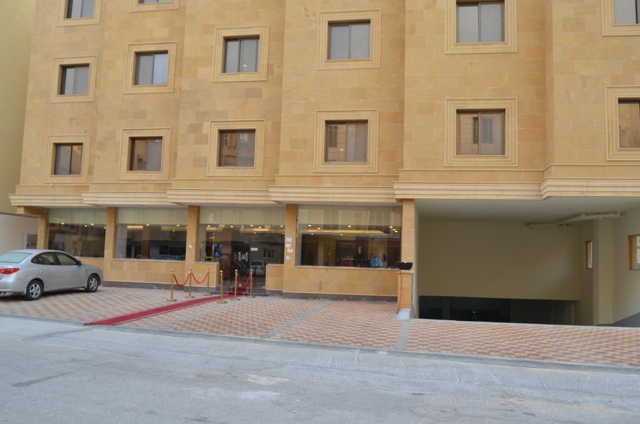 Lina Park 4 Aparthotel Ал Хубар Екстериор снимка