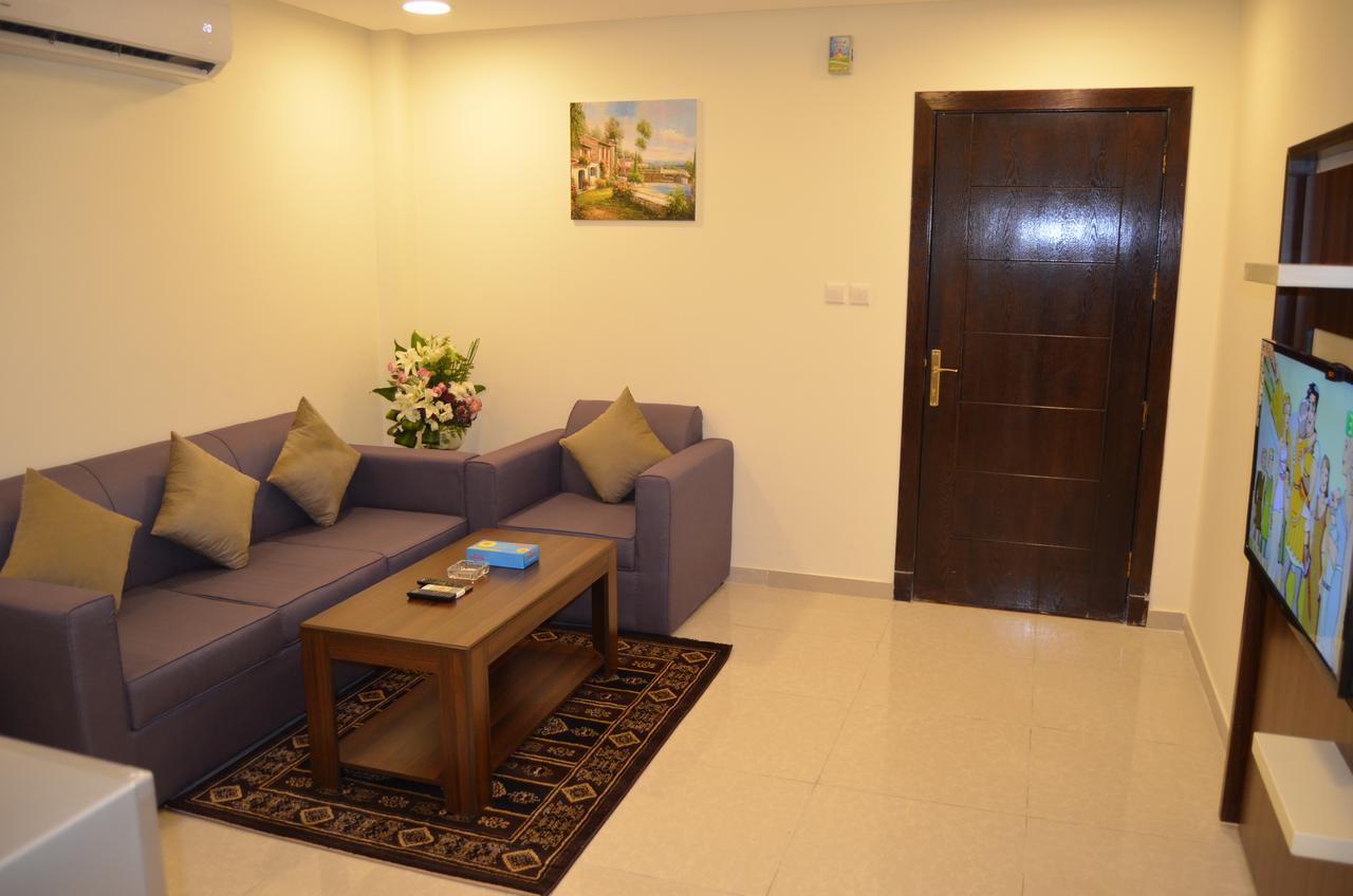 Lina Park 4 Aparthotel Ал Хубар Екстериор снимка